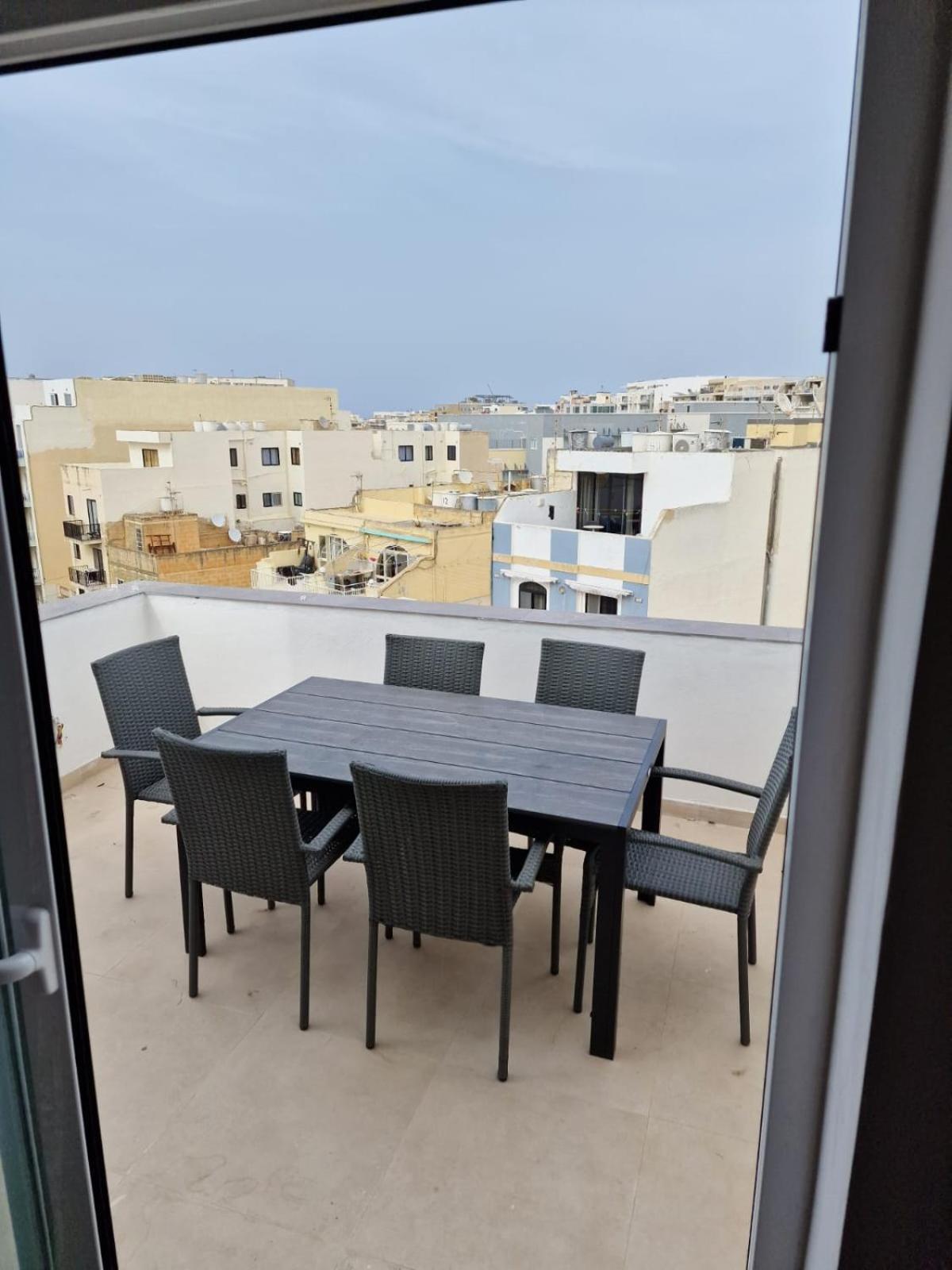 Sky Apartment 3 St. Paul's Bay Luaran gambar